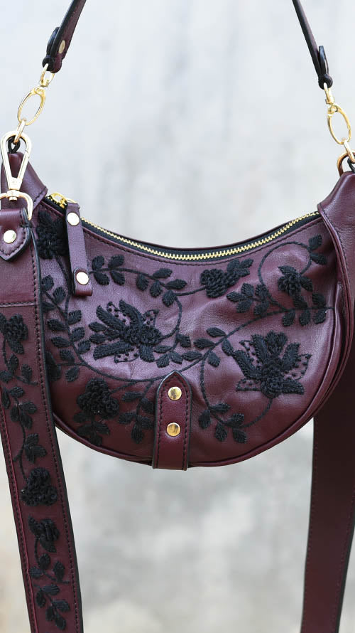 Black Lace Sling Black Lace Bordeaux Tiny Caro