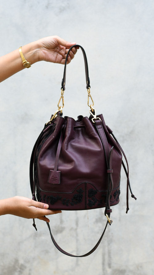 Black Lace Bordeaux Ivy