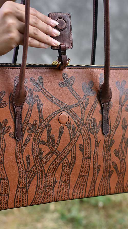 Gond Gingerbread Drew