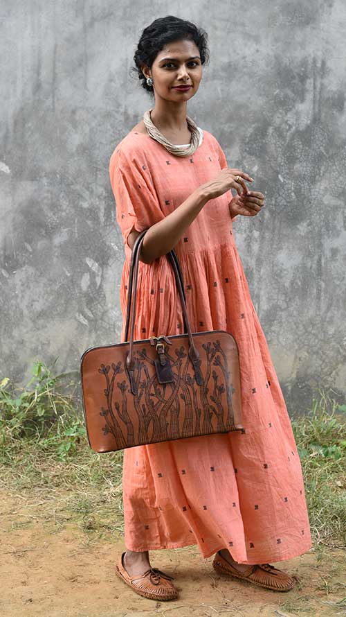 Gond Gingerbread Drew