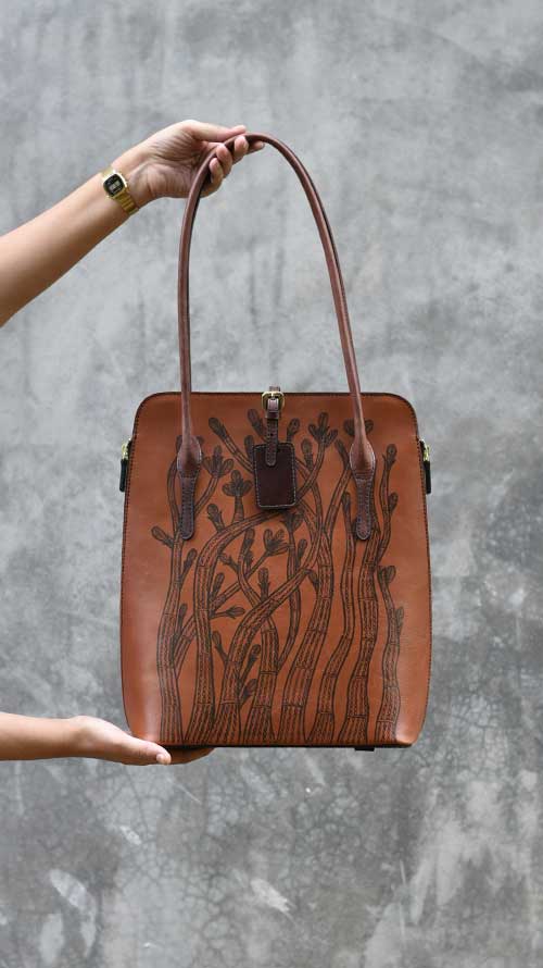 Gond Gingerbread Long Drew