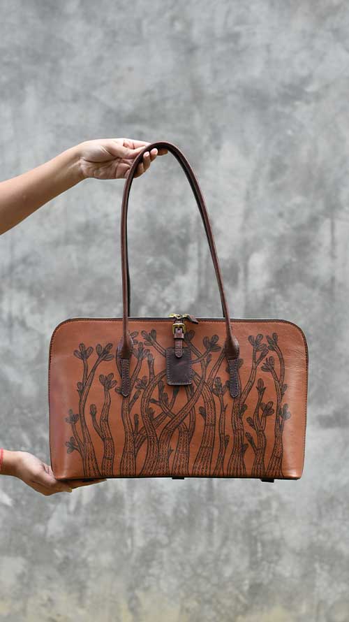 Gond Gingerbread Drew