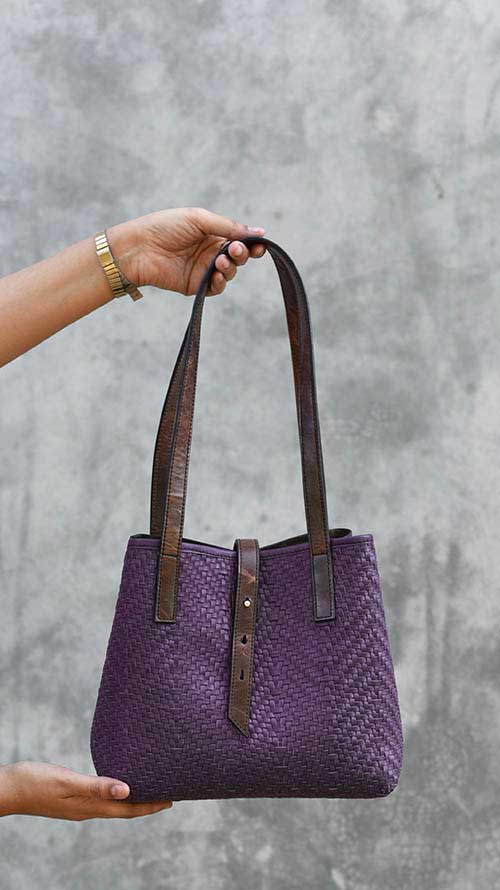 Woven Jamun Little Lazy Bailey