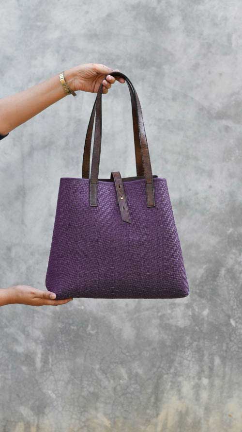 Woven Jamun Lazy Bailey
