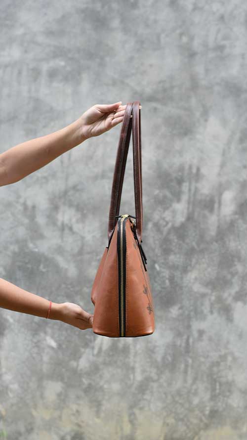 Gond Gingerbread Drew