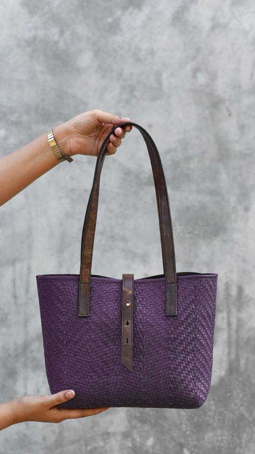 Woven Jamun Little Lazy Bailey