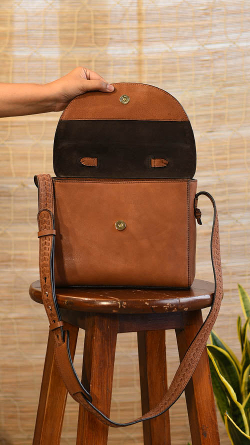 Twill Muffin Monday Sling