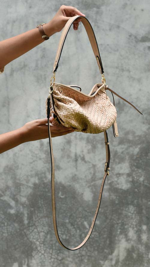 All Woven Oyster Tiny Ana